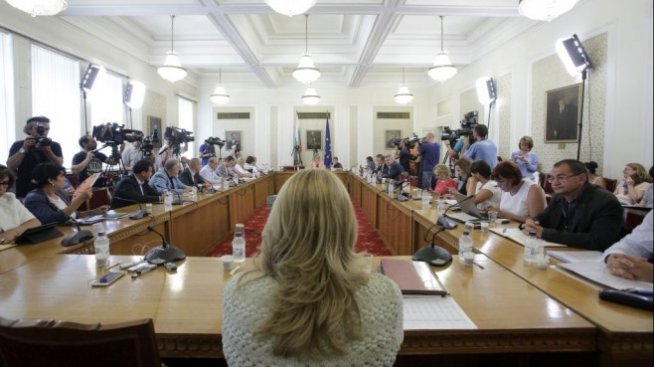 Велислава Кръстева: ГЕРБ поставя отделни персони над закона 