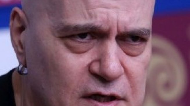 Слави Трифонов очаква подкрепа от партиите на протеста за правителството на ИТН