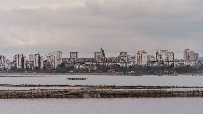 В най-предпочитаните квартали на Бургас наемите на жилища са нараснали двуцифрено за година