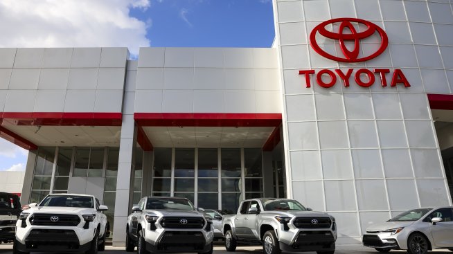 Японските автопроизводители отчитат рязък ръст на продажбите в САЩ преди митата