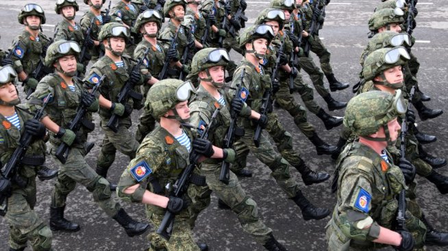Руската военна машина набива спирачки заради затегнатия бюджет