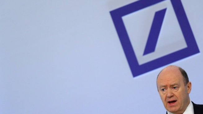Deutsche Bank оряза бонусите на ръководството с близо 80%