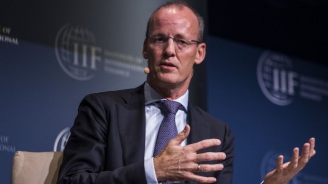 Клаас Кнот: Надеждата за икономическо възстановяване поддържа ралито при акциите