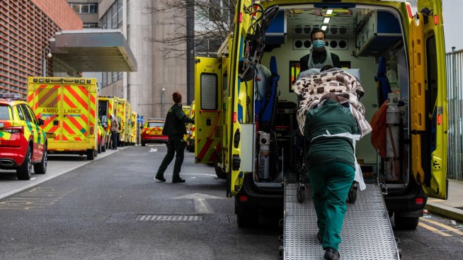 Великобритания търси решение на трудовата криза, свързана със здравето