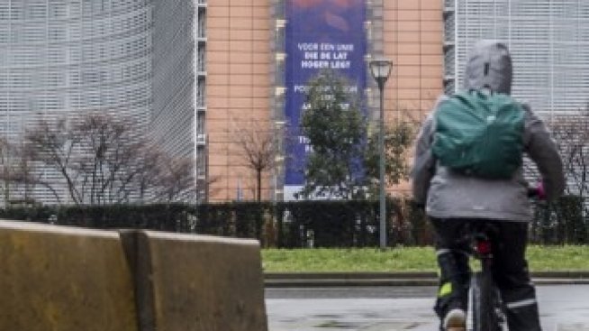 ЕК призова за затваряне на външните гранищи на ЕС до 15-и юни