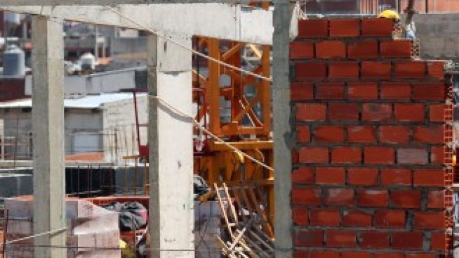 Инвестициите в жилищно строителство в Гърция са намалели с 96% за десет години