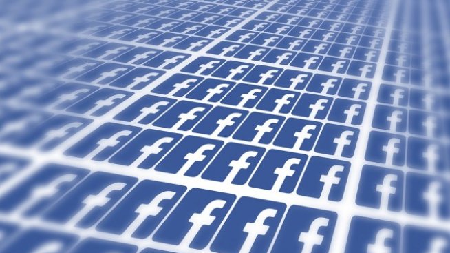 Facebook пуска ново приложение за събиране на снимки