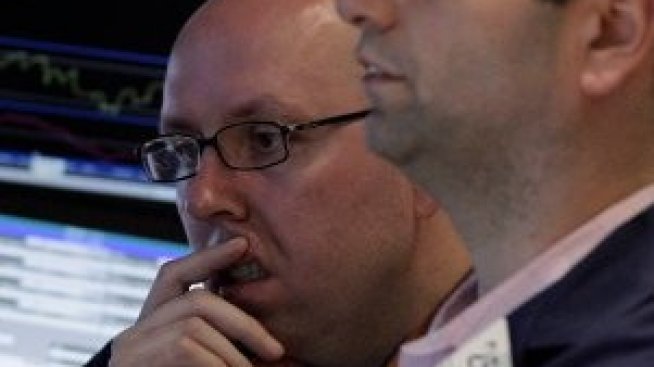 Dow Jones надмина 12 000 пункта 