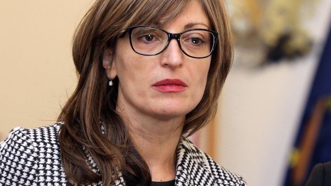 Екатерина Захариева: ЕС остава твърдо зад споразумението с Иран