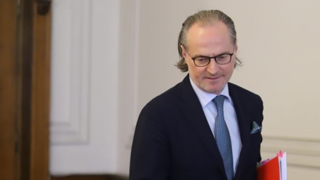 Лозан Панов: Президентската институция трябва да има характер