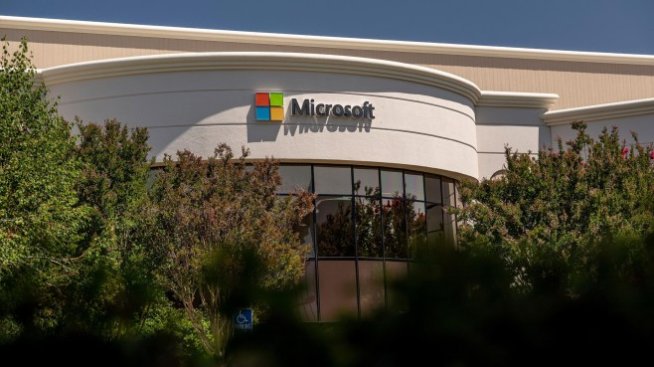 Технологичните гиганти неминуемо ще слязат от корпоративния връх