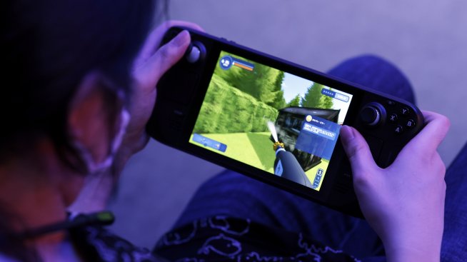 Издателите на игри натискат спирачките, докато инерцията на пазара се забавя