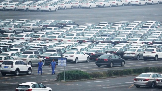Китай отчита 16,5% спад на продажбите на автомобили през май