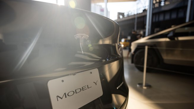 Tesla пуска нов Model Y в САЩ и Европа в опит да съживи продажбите