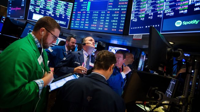 S&P 500 достигна рекорд в сряда и за първи път затвори над границата от 5600 пункта