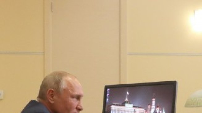 Макрон иска да извлече полза от визитата си в Москва, но е изправен пред рискове