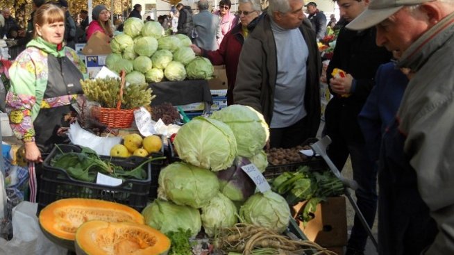 Над една четвърт от проверените везни по пазарите не отговарят на изискванията