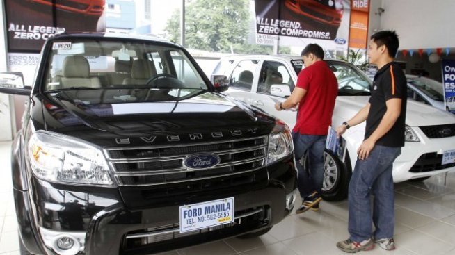 Ford продължава да печели у дома и да губи зад граница