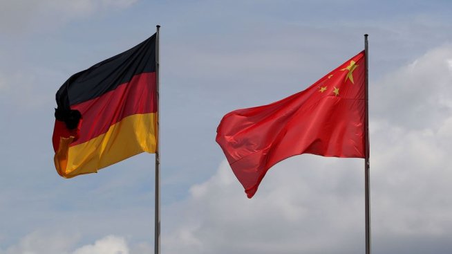 Германия чертае планове за ограничаване на бизнеса с Китай