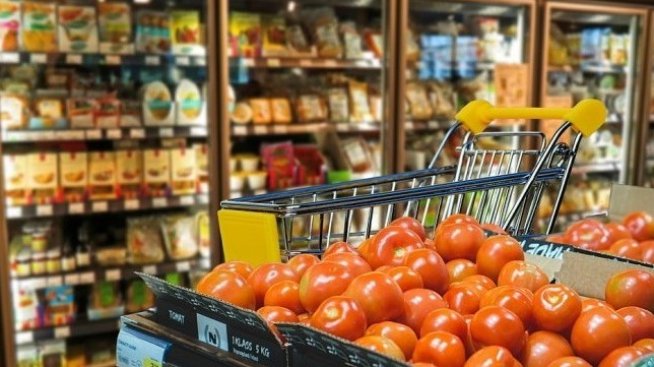 Значително поскъпват храни и стоки на прага на есента