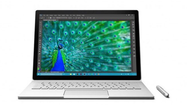 Microsoft представи първия лаптоп в своята история