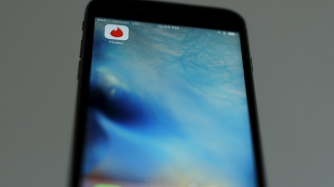 Споровете между основателя и новите собственици на Tinder се задълбочават