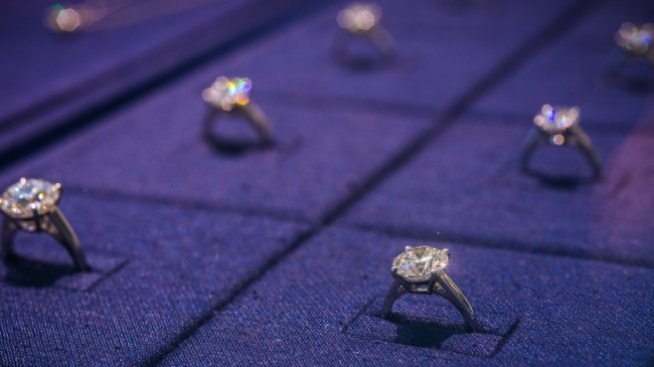 2019 г. се оказа лоша за бизнеса с диаманти 