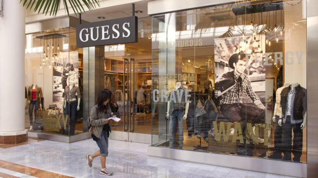 Guess? слиза от борсата заради сделка с Authentic Brands Group