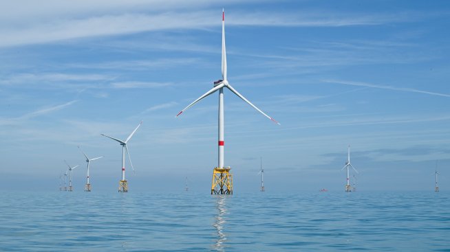 Инвестициите в енергетика в света ще достигнат рекордните 3,3 трлн. долара тази година