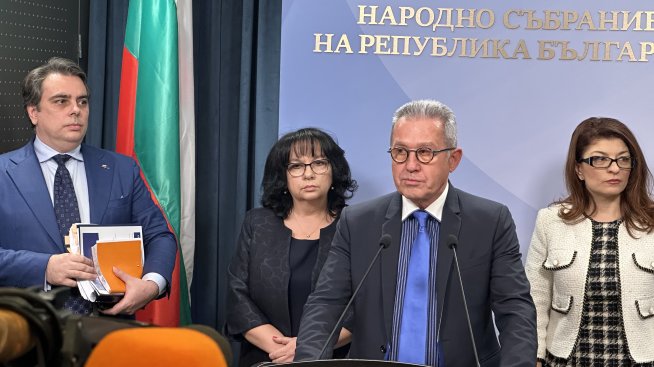 ДПС и ГЕРБ се връщат в пленарна зала, кабинетът свива приходната част на бюджета