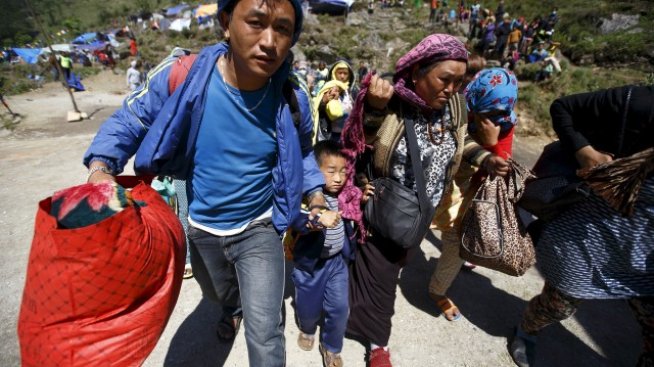 Краудфъндинг кампании събраха милиони за пострадалите в Непал