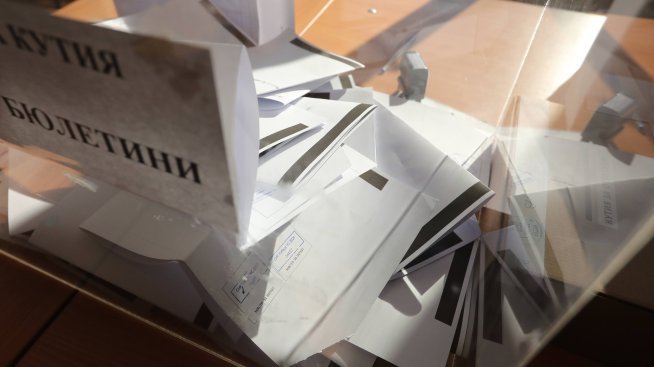 Заведените дела за пълно или частично касиране на изборите вече са пет