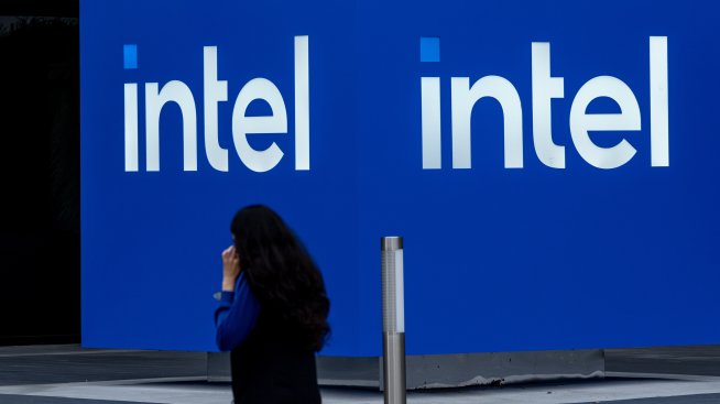 Intel купува стартъпа в квантовите изчисления Classiq за 2,3 млрд. долара