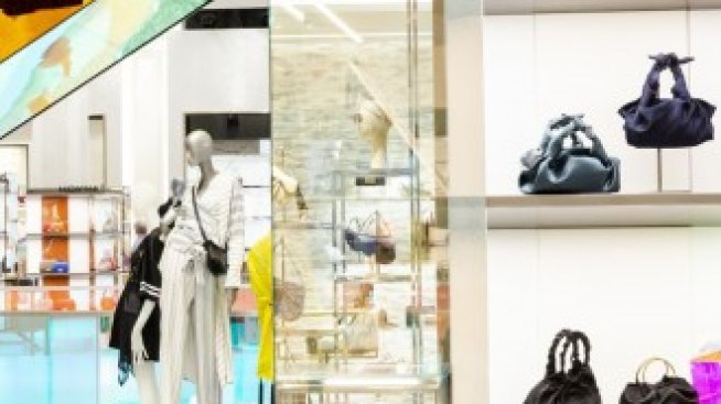 Бивши магазини стават пространства за съвместна работа в САЩ