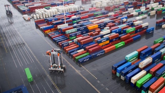 Възстановяването на световната търговия ще се забави пак през първото тримесечие