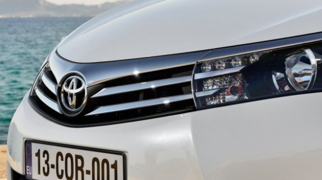 Toyota е лидер по продажби и през 2013 г.