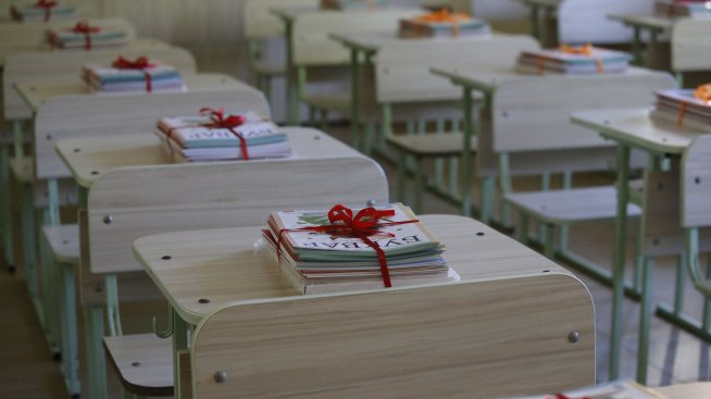 Учебниците за всички ученици от 1 до 12 клас стават безплатни