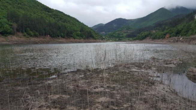 НЕК е надвишила разрешените водни количества за производство на ток от язовир „Цанков камък“