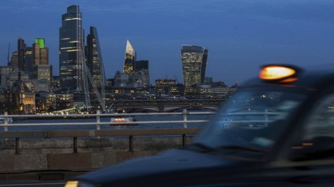 Колко различно Великобритания и ЕС виждат работата на пазарите?