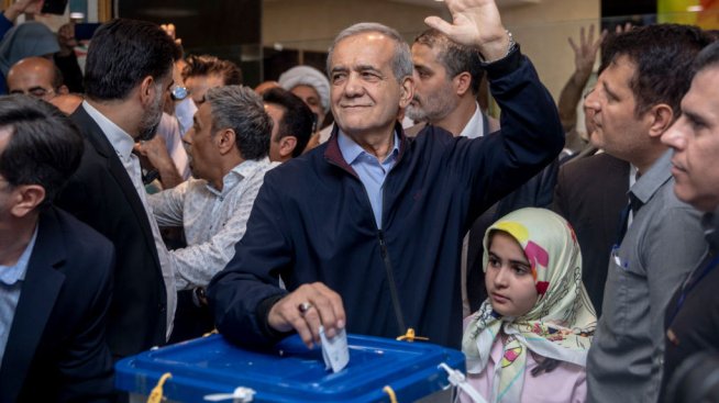 Иран отива на втори тур на президентските избори*