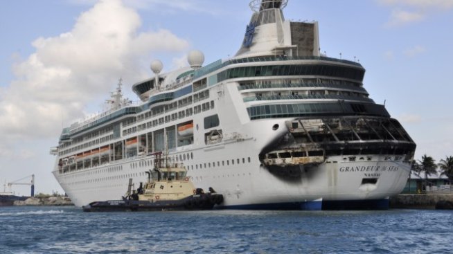 Нов пожар на круизен кораб поражда притеснения в бранша