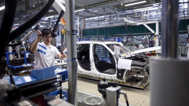 Компанията майка на китайския партньор на BMW е изправена пред фалит