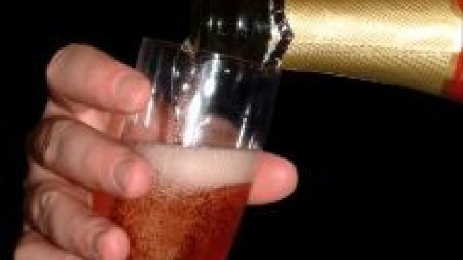 При спадащи продажби французи преоткриват детайли около консумацията на шампанско 