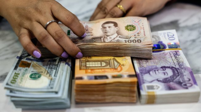 Най-богатите инвеститори изтеглят пари от САЩ и ги насочват другаде