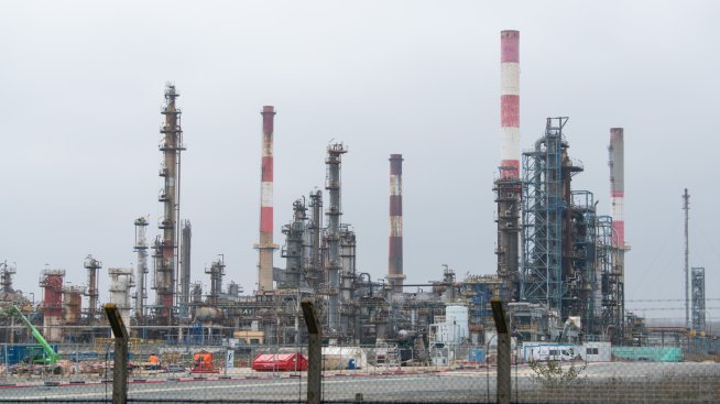 Петролът поскъпва на фона на повишената прогноза на МАЕ за търсенето*