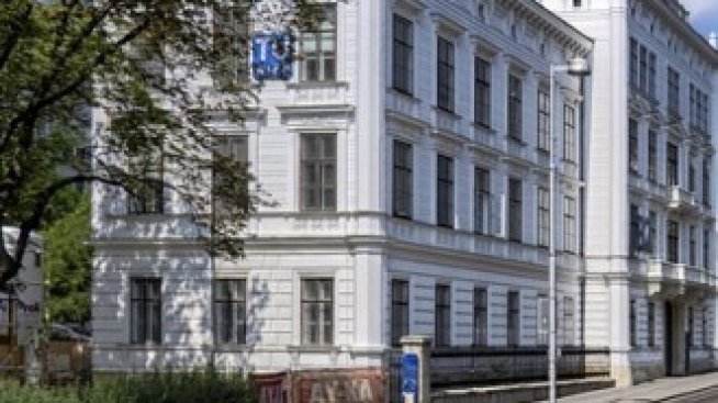 Как големите градове в Европа се борят с ръста на наемите на жилища?