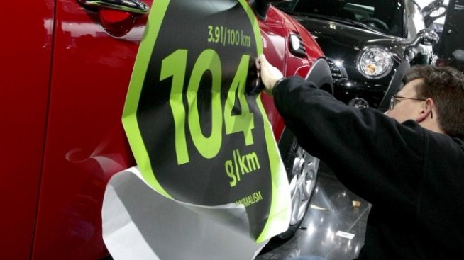 Автомобилите в Европа харчат с 38% повече от обещаното