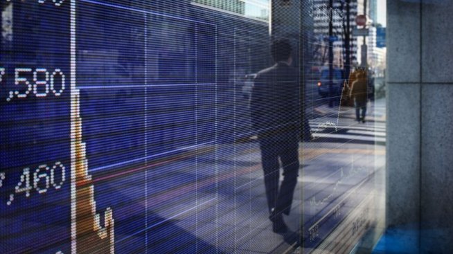 Dow приключи на червено, но успя да възстанови по-голяма част от спадовете