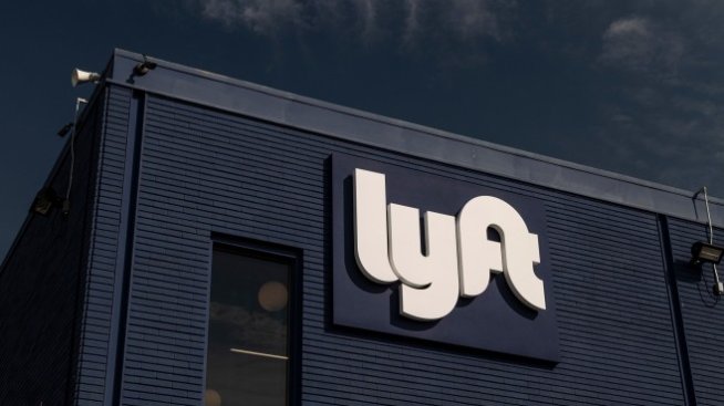 Lyft продава бизнеса си за автономни коли на Toyota за 550 млн. долара