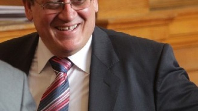 Парламентът избра Пламен Цеков за управител на здравната каса